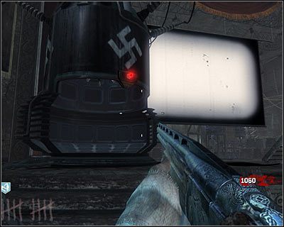 W celu wzmocnienia kuszy musisz skorzystać z maszyny Pack-a-Punch i wiążą się z tym niestety dwa utrudnienia - Inne tryby | Walka, inne tryby i sekrety | Call of Duty Black Ops - Call of Duty: Black Ops - poradnik do gry