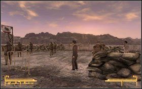 Wpierw skieruj się na spotkanie z Katonem Hostilusem #1 , z którym omówisz wstępny plan działania - Fallout New Vegas: Kiler z Arizony - Fallout: New Vegas - poradnik do gry