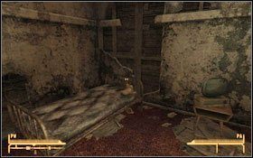 Odwiedź pobliskie apartamenty Casa Madrit (M43:2) i przeszukaj pokoje obu mężczyzn - Fallout New Vegas: Kojoty - Fallout: New Vegas - poradnik do gry