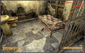 Twoim pierwszym celem jest posterunek policji (M33:2) #1 , udaj się do niego cała ekipa, uważając, by ghule nie zabiły wszystkich - najważniejszy jest Logan - Koło fortuny | Zadania poboczne | Solucja Fallout New Vegas - Fallout: New Vegas - poradnik do gry