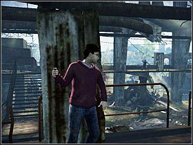 Będąc na górze zastaniesz zaatakowany - Konfrontacje (5)- Porzucona podstacja | Opis przejścia - Harry Potter i Insygnia Śmierci - część 1 - poradnik do gry