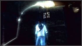 Napraw go i udaj się w uliczkę naprzeciwko skrzynki - Sekwencja 2 - A Wilderness of Tiger (2) | Opis przejścia AC Brotherhood - Assassins Creed: Brotherhood - poradnik do gry