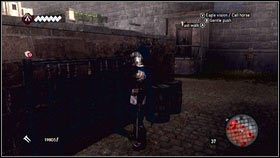 Po drugiej stronie zobaczysz Francuza, który zacznie uciekać z żoną Bartolomeo [1] - Sekwencja 6 - The Baron De Valois (2) | Opis przejścia AC Brotherhood - Assassins Creed: Brotherhood - poradnik do gry