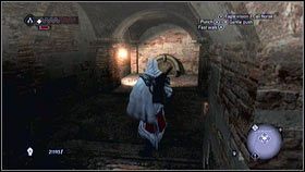 Gdy będziesz wisiał, przesuń się maksymalnie w prawo i powtórz operację [1] - Legowiska Romulusa (5) | Zadania poboczne | Assassins Creed Brotherhood - Assassins Creed: Brotherhood - poradnik do gry