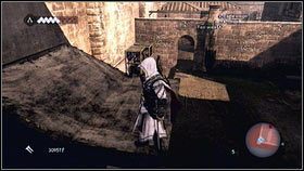 Idąc po dachach dalej na wschód, wykończ dwóch kolejnych strażników [1] - Maszyny Leonarda (2) | Zadania poboczne | Assassins Creed Brotherhood - Assassins Creed: Brotherhood - poradnik do gry