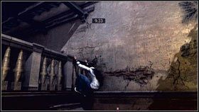 Gdy znajdziesz się na zewnątrz, biegnij prosto [1] i wdrap się po ścianie na dach budynku [2] - Artefakty | Pióra i artefakty | Assassins Creed Brotherhood - Assassins Creed: Brotherhood - poradnik do gry