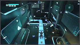 Korzystając z szyny z hukiem wskakujemy do kolejnego pomieszczenia - tam czeka na nas grupka przeciwników przeznaczonych do szybkiej eksterminacji - Rozdział 1 - Restart (2) | Opis przejścia Tron Evolution - Tron Evolution - poradnik do gry