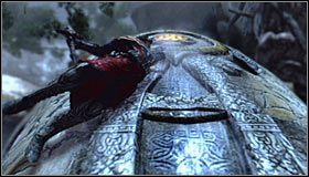 Możesz się już przesunąć do góry i przystąpić do niszczenia ostatniej czwartej runy #1 - Etap 8 - Sanctuary of Titans (2) | Rozdział 2 | Castlevania Lords of Shadow - Castlevania: Lords of Shadow - poradnik do gry