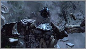 Zaczekaj aż Claudia podrzuci Ci mroczny kryształ i w odpowiednim momencie wciśnij dowolny przycisk na padzie #1, dzięki czemu wbijesz runę w czoło bossa - Etap 8 - Sanctuary of Titans (2) | Rozdział 2 | Castlevania Lords of Shadow - Castlevania: Lords of Shadow - poradnik do gry