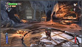 Przetransportuj wspomniany obiekt do centralnego mechanizmu #1, przy czym najprawdopodobniej tuż po jego zamontowaniu pojawi się tu nowa grupa wampirów - Etap 3 - Abbey Catacombs (1) | Rozdział 5 | Solucja Castlevania Lords of Shadow - Castlevania: Lords of Shadow - poradnik do gry