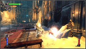 Zbadaj teraz centralną część tego pomieszczenia, a pomiędzy rzędami ławek odnajdziesz kolejnego martwego sojusznika #1 - Etap 3 - Castle Hall (1) | Rozdział 6 | Solucja Castlevania Lords of Shadow - Castlevania: Lords of Shadow - poradnik do gry