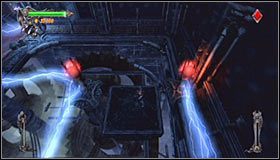 Zaczekaj aż platforma zbliży się do narożnika i przeskocz na bardzo niewielką półkę, na której znajduje się martwy rycerz #1 - Etap 2 - Electric Laboratory (2) | Rozdział 7 | Solucja Castlevania - Castlevania: Lords of Shadow - poradnik do gry