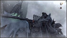 Nadal przesuwaj się w prawo, gdyż musisz dotrzeć do miejsca uaktywnienia trzeciego już interaktywnego zaczepu #1 - Etap 1 - Outer Wall (1) | Rozdział 8 | Solucja Castlevania Lords of Shadow - Castlevania: Lords of Shadow - poradnik do gry