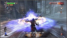 Pierwszą rzeczą o jakiej powinieneś wiedzieć jest to, że atakowanie bossa podczas gry ten się pożywia jest bardzo wskazane - Etap 3 - Olrox (1) | Rozdział 8 | Solucja Castlevania Lords of Shadow - Castlevania: Lords of Shadow - poradnik do gry