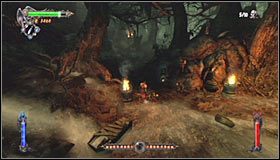 Nie radzę wchodzić do jaskini, gdyż znajdują się tam jedynie małe trolle (nie ma natomiast tam żadnych skarbów) - Etap 1 - Bones Forest (2) | Rozdział 9 | Solucja Castlevania Lords of Shadow - Castlevania: Lords of Shadow - poradnik do gry