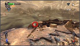 Docelowo musisz dotrzeć do niewielkiej skalnej półki, na której będzie leżało ciało pokonanego sojusznika #1 - Etap 1 - Titan Graveyard (2) | Rozdział 10 | Solucja Castlevania Lords of Shadow - Castlevania: Lords of Shadow - poradnik do gry