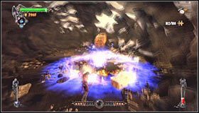 Zauważ, że przebywają tu aż dwie chodzące trumny #1, a na dodatek z racji niewielkich rozmiarów areny dość trudno będzie się przemieszczać - Etap 1 - Titan Graveyard (2) | Rozdział 10 | Solucja Castlevania Lords of Shadow - Castlevania: Lords of Shadow - poradnik do gry