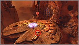 Po dotarciu w nowe miejsce zapoznaj się przede wszystkim z tablicą symbolizującą swego rodzaju labirynt #1 - Etap 1 - Necromancers Abyss (1) | Rozdział 11 | Solucja Castlevania - Castlevania: Lords of Shadow - poradnik do gry