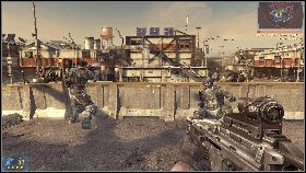 Twoim pierwszym zadaniem jest obronienie się przed atakami wroga w miejscu wypadku 1 - Rozdział 1 - Zapada ciemność (1) | Opis przejścia Frontlines Fuel of War - Frontlines: Fuel of War - poradnik do gry