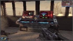 Po dojściu do niej rozpraw się z kolejną grupą żołnierzy [1], a następnie włam się do następnego komputera [2] - Rozdział 1 - Zapada ciemność (2) | Opis przejścia Frontlines Fuel of War - Frontlines: Fuel of War - poradnik do gry