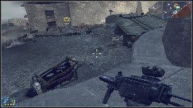 Wejdź do niej i skieruj się na górę, skąd będziesz miał świetny widok [1] na obrońców strzegących bazy operacji 7 - Rozdział 4 - Król Gór (1) | Opis przejścia Frontlines Fuel of War - Frontlines: Fuel of War - poradnik do gry