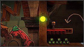 Mijamy czerwony przycisk żeby podnieść bańkę z nagrodą, ukrytą w pajęczynach - Test Męstwa (1) | Kryjówka Da Vinci | LittleBigPlanet 2 - LittleBigPlanet 2 - poradnik do gry