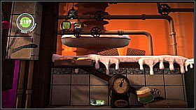 Za wodospadami skorzystamy z kolejnej wagi/katapulty - Ciastator | Laboratorium Wiktorii | LittleBigPlanet 2 - LittleBigPlanet 2 - poradnik do gry