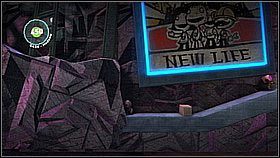 Po rozpoczęciu poziomu wskakujemy na krawędź za pierwszym punktem odradzania - jest tu przedmiot - Zaostrzony rygor | Fabryka lepszego jutra | LittleBigPlanet 2 - LittleBigPlanet 2 - poradnik do gry