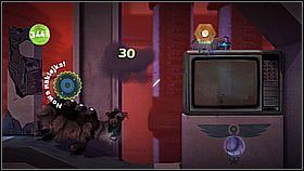 Kawałek dalej będzie trzeba trafić w świecący kwadrat nad nami - w ten sposób wysypiemy gruz i przedostaniemy się dalej - Masz garba | Avalonia | LittleBigPlanet 2 - LittleBigPlanet 2 - poradnik do gry