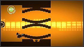 Przepychamy różowe obiekty w prawo strzałami - Walka trzmieli | Kosmos | LittleBigPlanet 2 - LittleBigPlanet 2 - poradnik do gry