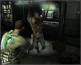 Możesz już wyjść z tego pomieszczenia, korzystając z lewych drzwi - Rozdział 1 (5) | Opis przejścia gry Dead Space 2 - Dead Space 2 - poradnik do gry