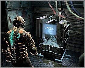 Możesz tu wykonać jeszcze trzy inne czynności, a mianowicie skorzystać z punktu zapisu stanu gry #1, dokonać upgradeów wyposażenia w warsztacie #2 oraz otworzyć jedną z większych szafek - Rozdział 3 (2) | Opis przejścia gry Dead Space 2 - Dead Space 2 - poradnik do gry