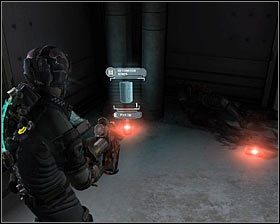 Znajdziesz się teraz w bardzo dużym magazynie, w którym już za kilka chwil przystąpisz do walk ze Stalkerami - Rozdział 6 (3) | Opis przejścia gry Dead Space 2 - Dead Space 2 - poradnik do gry