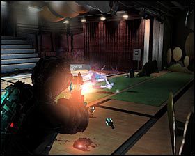 Uważaj też na kolejne Crawlery #1, zwłaszcza że w ferworze walk możesz jednego z nich przeoczyć i w wyniku eksplozji stracić sporo punktów zdrowia - Rozdział 6 (4) | Opis przejścia gry Dead Space 2 - Dead Space 2 - poradnik do gry