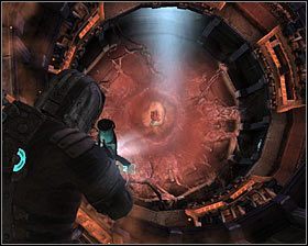 Ze wspomnianym powyżej nekromorfem będziesz sobie mógł poradzić na dwa zasadnicze sposoby - Rozdział 8 (3) | Opis przejścia gry Dead Space 2 - Dead Space 2 - poradnik do gry