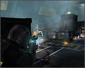 Po dotarciu do prawego górnego narożnika magazynu ponownie skręć w prawo - Rozdział 9 (3) | Opis przejścia gry Dead Space 2 - Dead Space 2 - poradnik do gry