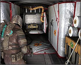 Wezwij windę i po skorzystaniu z panelu dotykowego zaczekaj aż zawiezie Cię ona w dobrze znane miejsce #1 - Rozdział 10 (3) | Opis przejścia gry Dead Space 2 - Dead Space 2 - poradnik do gry