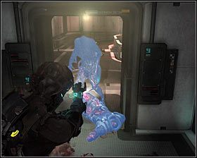 W trakcie tych walk uważaj w szczególności na potwory Puker #1, uskakując na boki przed wypluwanymi pociskami lub łapiąc je z pomocą kinezy - Rozdział 13 (4) | Opis przejścia gry Dead Space 2 - Dead Space 2 - poradnik do gry