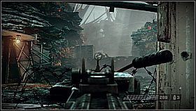 W obozie znajduje się kilka karabinów stacjonarnych - możesz pomóc ich bronić [1] lub na niższych poziomach trudności trochę z nich postrzelać - Pół roku później (2) | Opis przejścia Killzone 3 - Killzone 3 - poradnik do gry