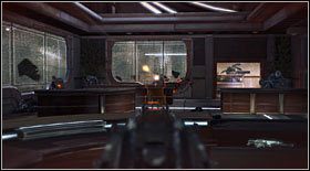 Po jej zakończeniu do pomieszczenia, w którym będziesz się znajdować, wbiegnie kilku oponentów - Prolog (1) | Opis przejścia Bulletstorm - Bulletstorm - poradnik do gry