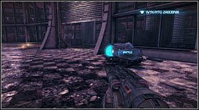 Na górze znajdziesz Zasobnik - skorzystaj z niego by uzupełnić braki amunicji - Akt II - Rozdział 2 | Opis przejścia Bulletstorm - Bulletstorm - poradnik do gry