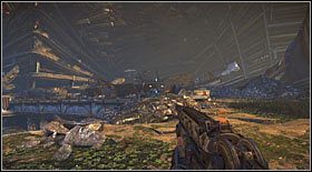 Gdy uzupełnisz zapasy i dokonasz niezbędnych zakupów, skieruj się schodami w górę, w stronę zniszczonego budynku (po drodze mijając ciała załogi statku generała) - Akt VI - Rozdział 3 (1) | Opis przejścia Bulletstorm - Bulletstorm - poradnik do gry