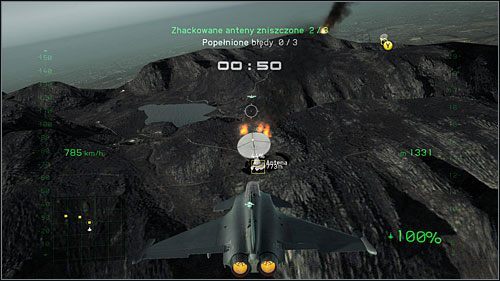 Po wykonaniu tego zadania w strefie patrolu pojawią się trzy śmigłowce zakłócające Twoje urządzenia namierzające - Nie ma miejsca na błąd | Opis przejścia Tom Clancys HAWX 2 - Tom Clancys H.A.W.X. 2 - poradnik do gry