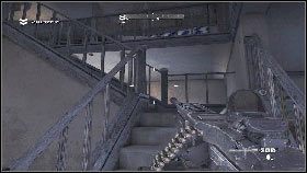 Ukrywając się za płotem uporaj się z wrogami z prawej [1], a następnie wejdź do budynku, którego bronili - Misja 2 - Wolność (2) | Opis przejścia Homefront - Homefront - poradnik do gry