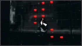 Po obejrzeniu filmiku, wciśnij ENTER, a przeniesiesz się lokacji z świecącymi na czerwono elementami [1] - Opis szczegółowy (3) | Zagadki w Assassins Creed Brotherhood - Assassins Creed: Brotherhood - poradnik do gry