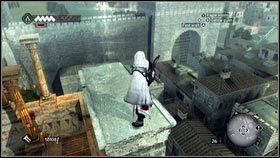 Żeby dostać się do tego piórka, wejdź na najniższy filar w południowej części placu [1] - Opis szczegółowy | Pióra i artefakty w Assassins Creed Brotherhood - Assassins Creed: Brotherhood - poradnik do gry