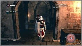 Catarina niestety nie ma siły chodzić, więc Ezio musi nieść ją na rękach - Sekwencja 4 - Kryjówka Złodziei (3) | Opis przejścia AC Brotherhood - Assassins Creed: Brotherhood - poradnik do gry