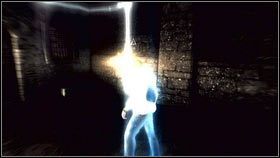 Żeby znaleźć kolejną skrzynkę, skręć w prawo od wejścia, a następnie w lewo - Sekwencja 2 - Legowisko bestii (2) | Opis przejścia AC Brotherhood - Assassins Creed: Brotherhood - poradnik do gry