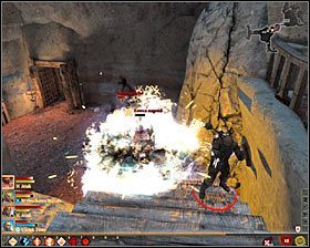 Docelowo musisz odnaleźć wejście do jaskini (M28, 7), które prowadzi do lokacji [Okaleczone Wybrzeże - Kryjówka łowców nagród] #1 (M62, 1) - Wyprawa ratunkowa | Questy poboczne - Akt 2 | Solucja Dragon Age II - Dragon Age II - poradnik do gry