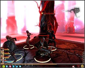 Atakuj bossa tak długo aż skurczy się do postaci kuli i zacznie ładować #1 - Wyprawa na Głębokie Ścieżki (4) | Questy główne - Akt 1 | Solucja Dragon Age II - Dragon Age II - poradnik do gry